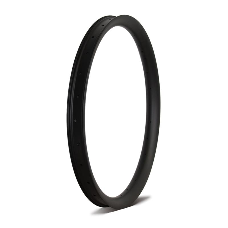29er 52mm wide am rims