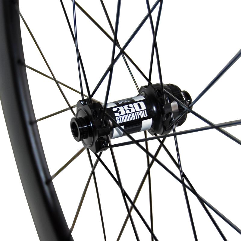 25mm wide 60mm deep road wheelset